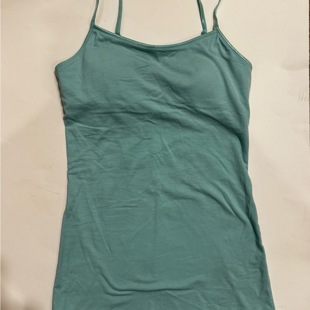 No Boundaries Green Fitted Sleeveless Camisole with built in bra (Qty 2)